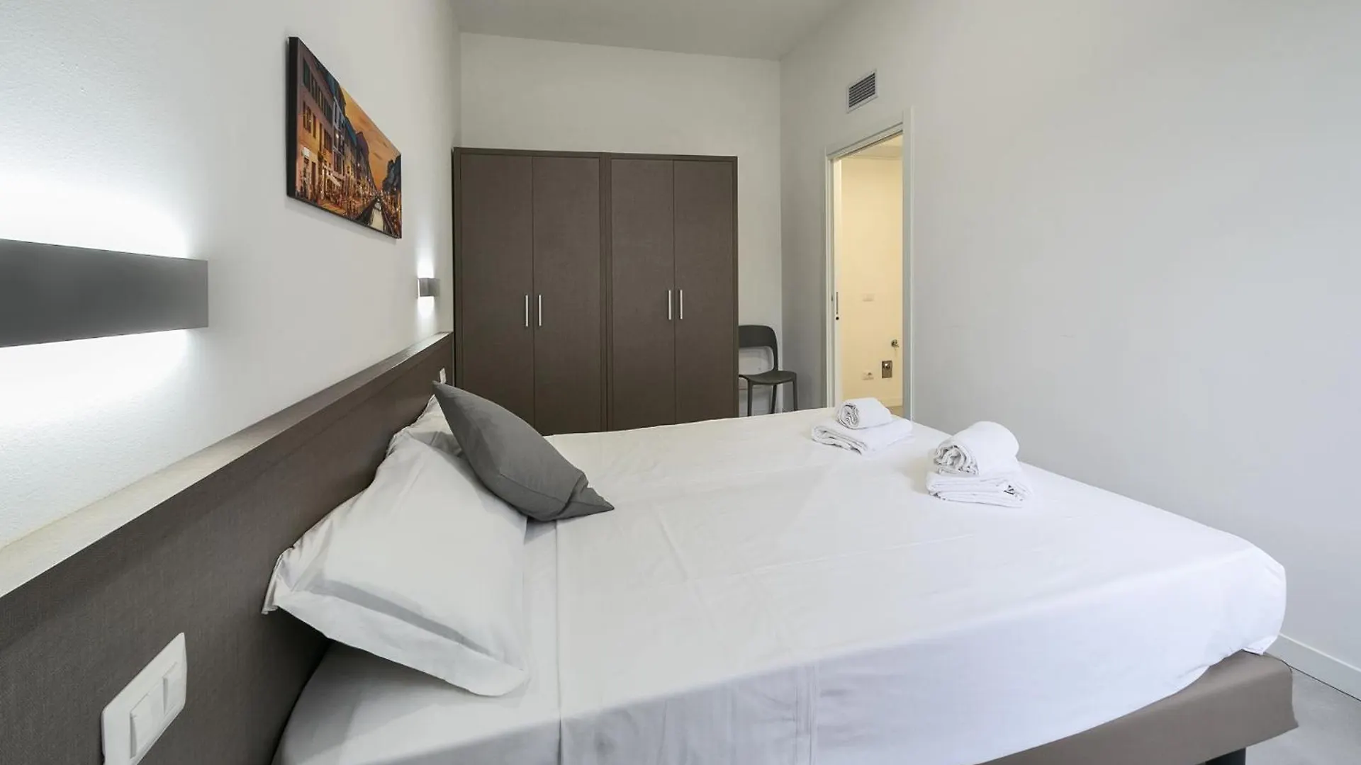 Eleven Suites - Cozy Apartments Milan