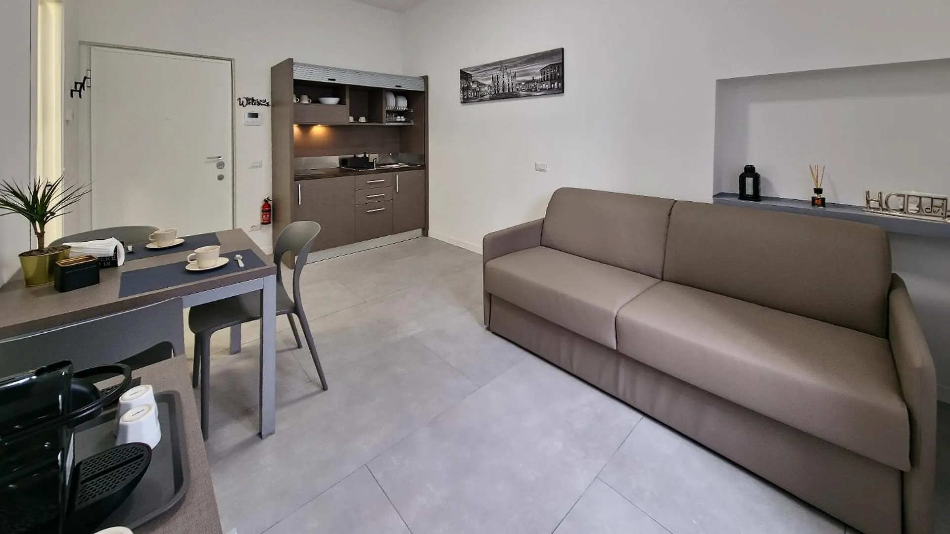 Eleven Suites - Cozy Apartments Milan
