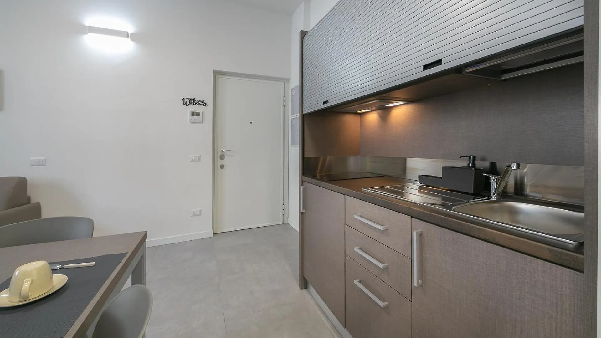 Eleven Suites - Cozy Apartments Milan 0*,